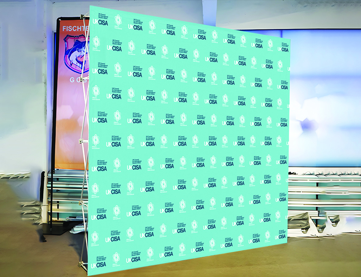 Straight Pop Up Exhibition Backdrop Stand With Printed Fabric Graphics