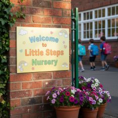 Nursery Anti-Graffiti Laminated Branding Panels Printing