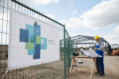 Consultants Mesh Banners