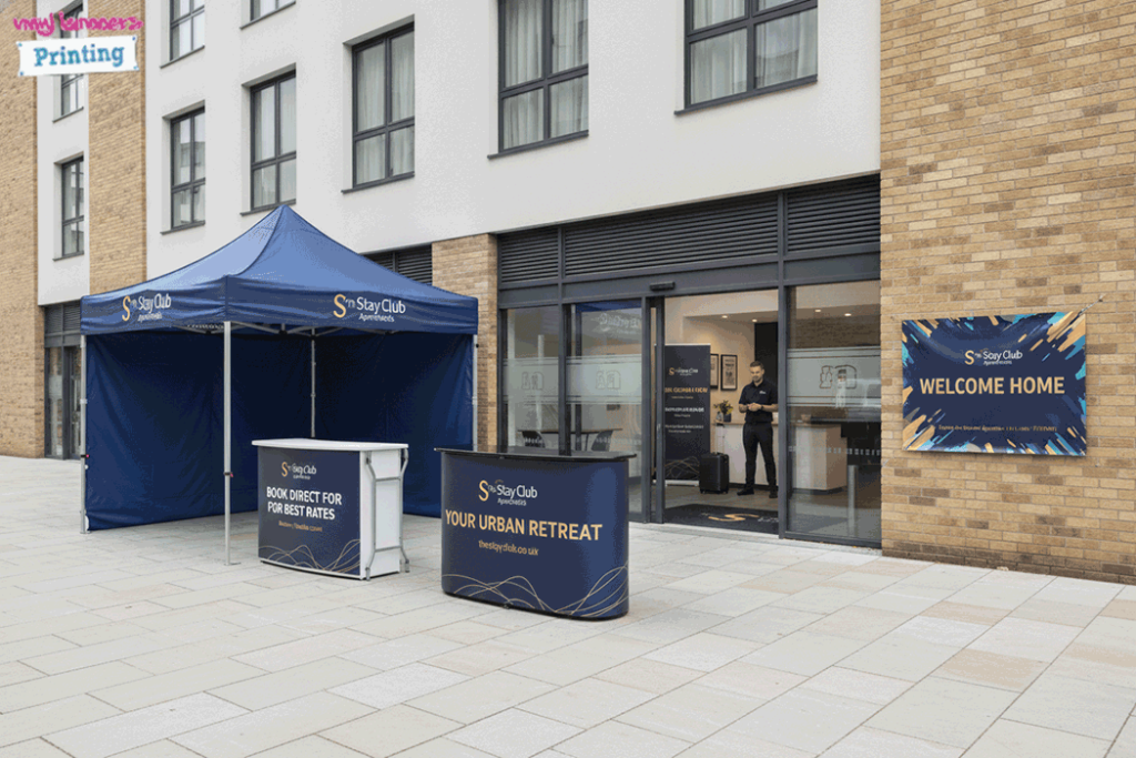 Aparthotel Outdoor Banner Stands